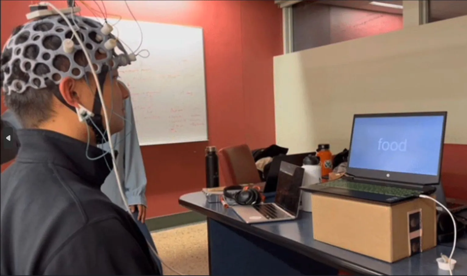 Imagined speech BCI real-time classification demo